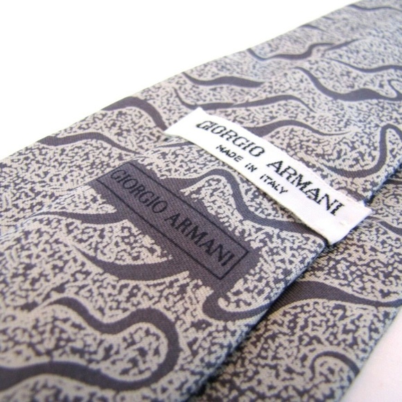 Vtg GIORGIO ARMANI Tie Gray Memphis Modern Wild - Picture 1 of 7